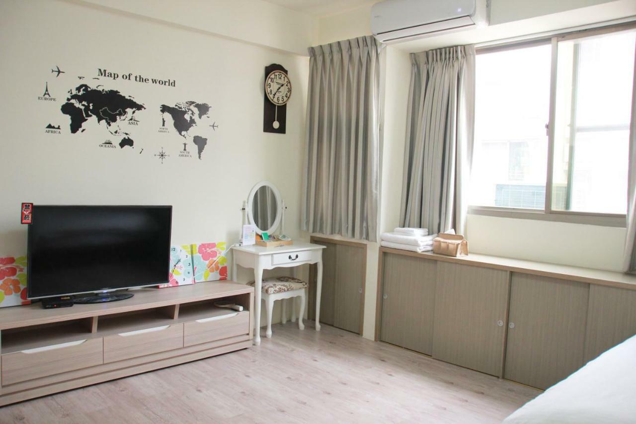 Flower Lane 650 Apartment Tainan Exterior photo